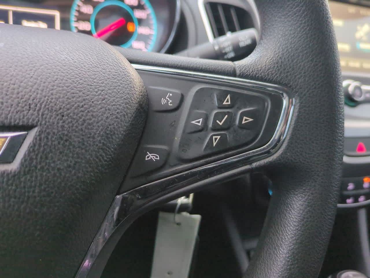 Thumbnail: 2017 Chevrolet Cruze - 23