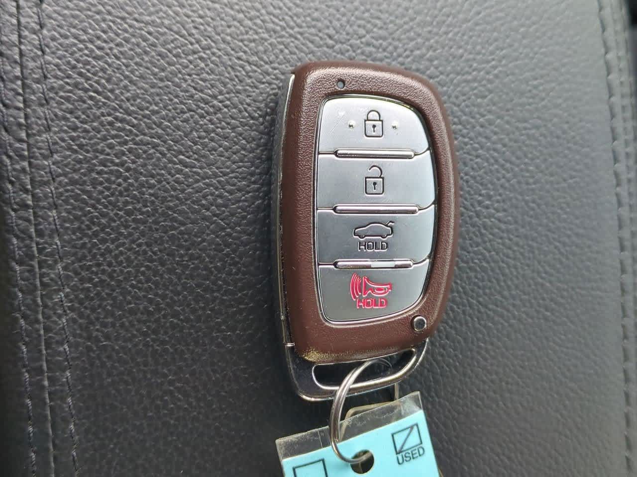 Thumbnail: 2017 Hyundai Elantra - 34