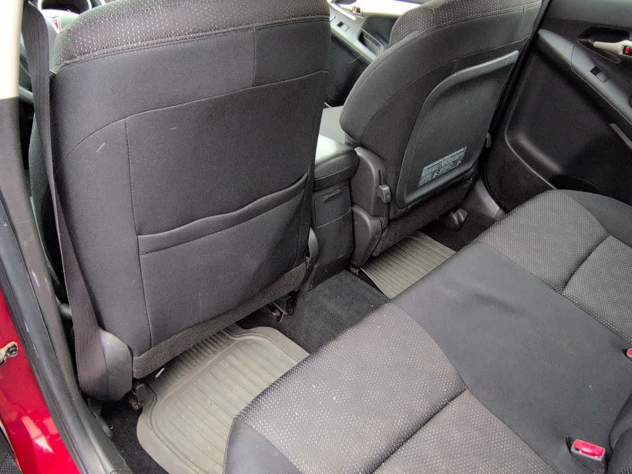 Thumbnail: 2009 Pontiac Vibe - 18