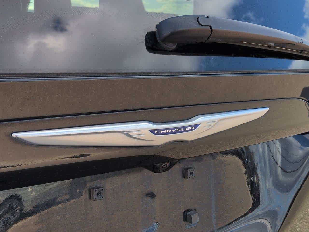 Thumbnail: 2020 Chrysler Pacifica - 11