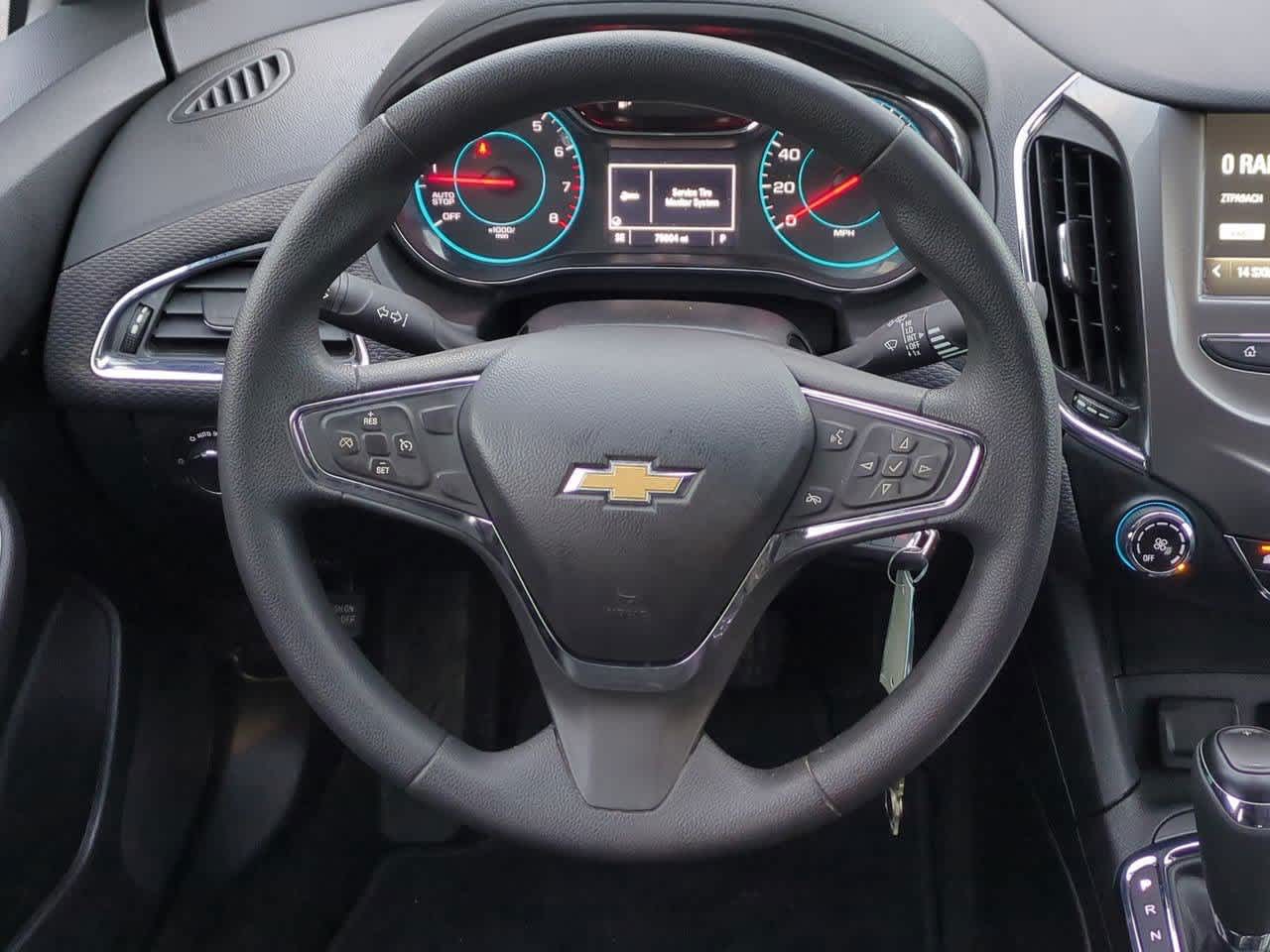 Thumbnail: 2017 Chevrolet Cruze - 21