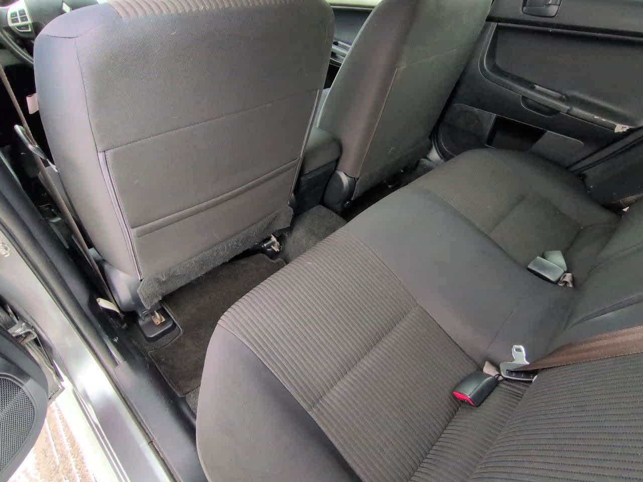 Thumbnail: 2014 Mitsubishi Lancer - 18