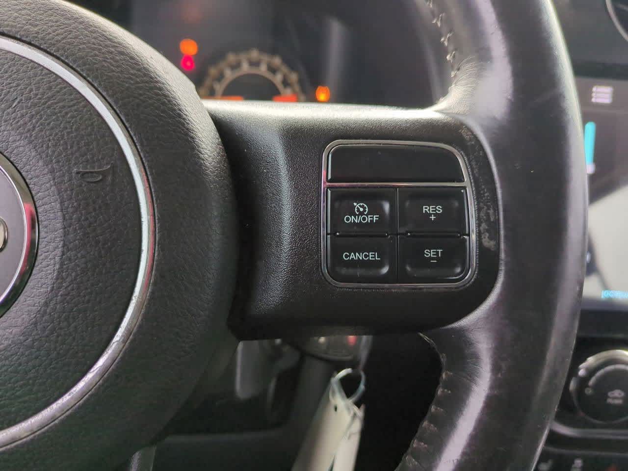 Thumbnail: 2016 Jeep Patriot - 25