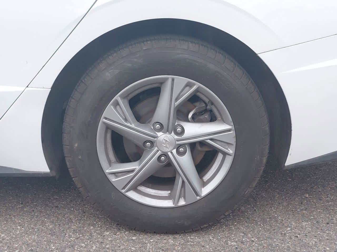 2023 Hyundai Sonata SE 12