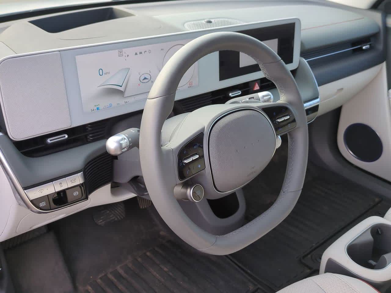 2024 Hyundai Ioniq 5 Limited photo 2