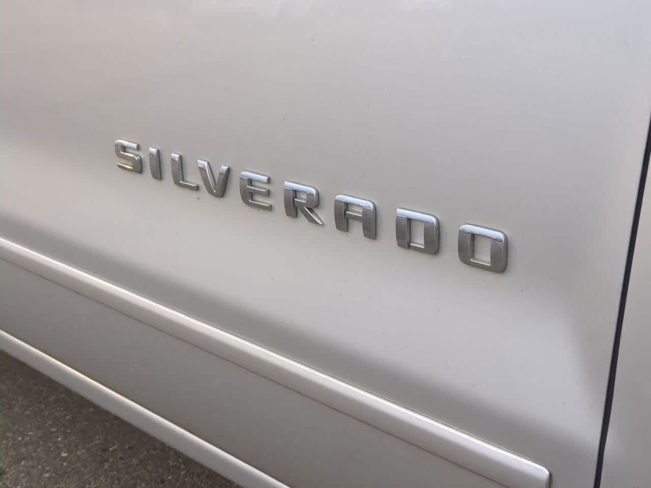 Thumbnail: 2015 Chevrolet Silverado 1500 - 12