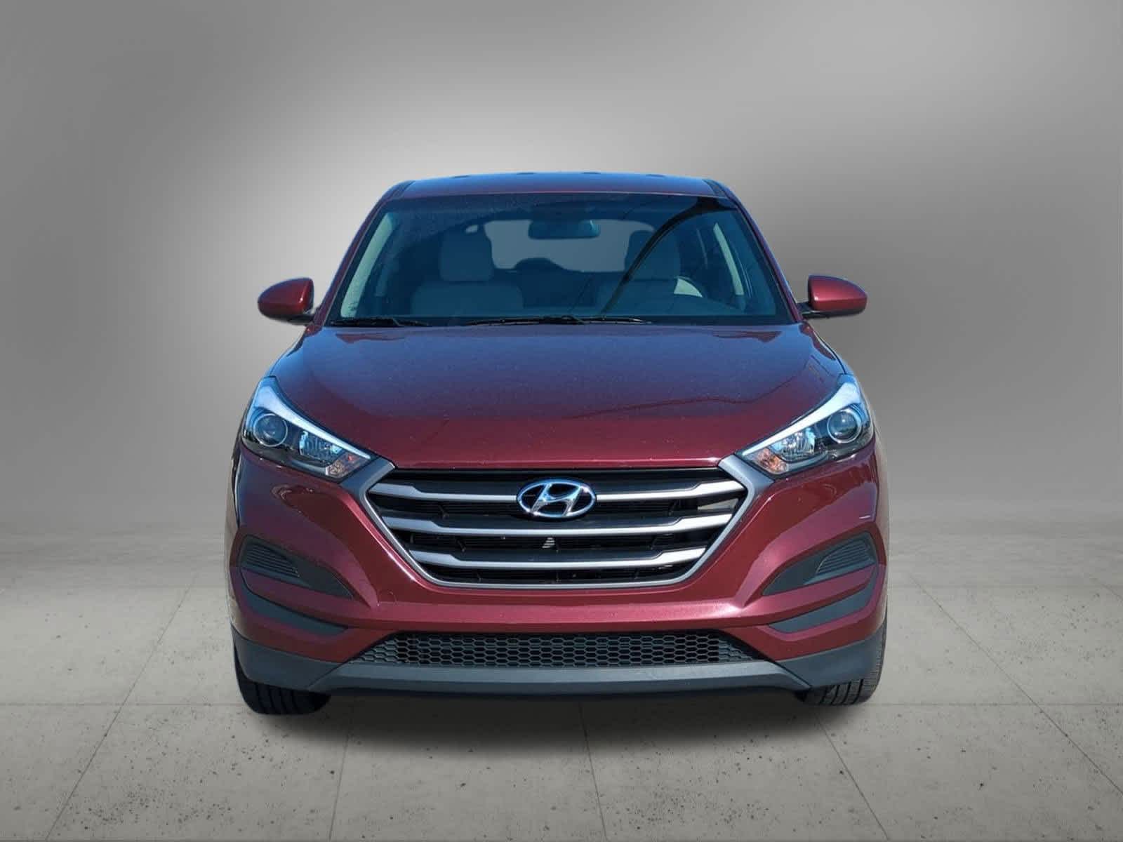 Thumbnail: 2016 Hyundai Tucson - 9
