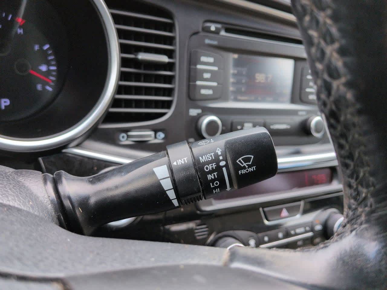 Thumbnail: 2015 Kia Optima - 26