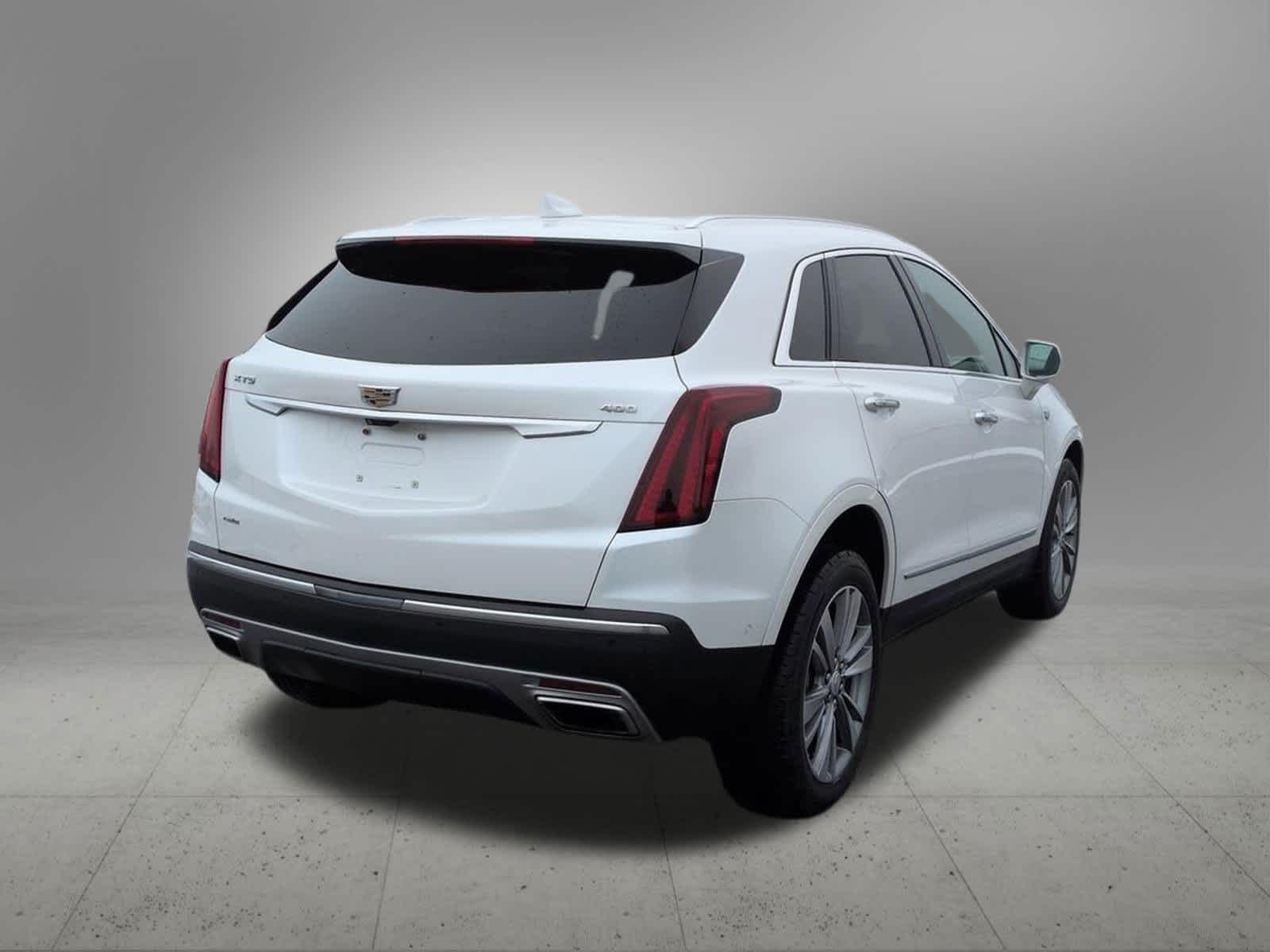 Thumbnail: 2020 Cadillac XT5 - 6