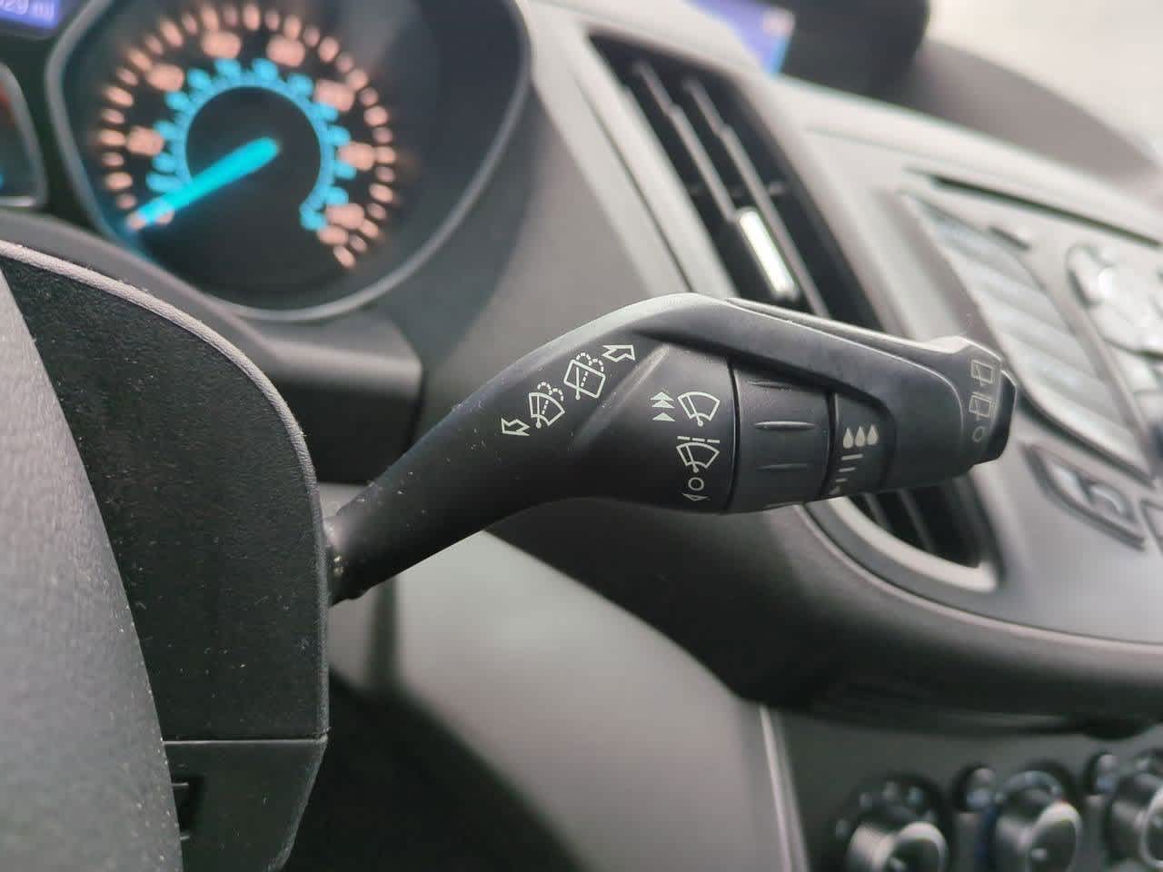 Thumbnail: 2015 Ford Escape - 25