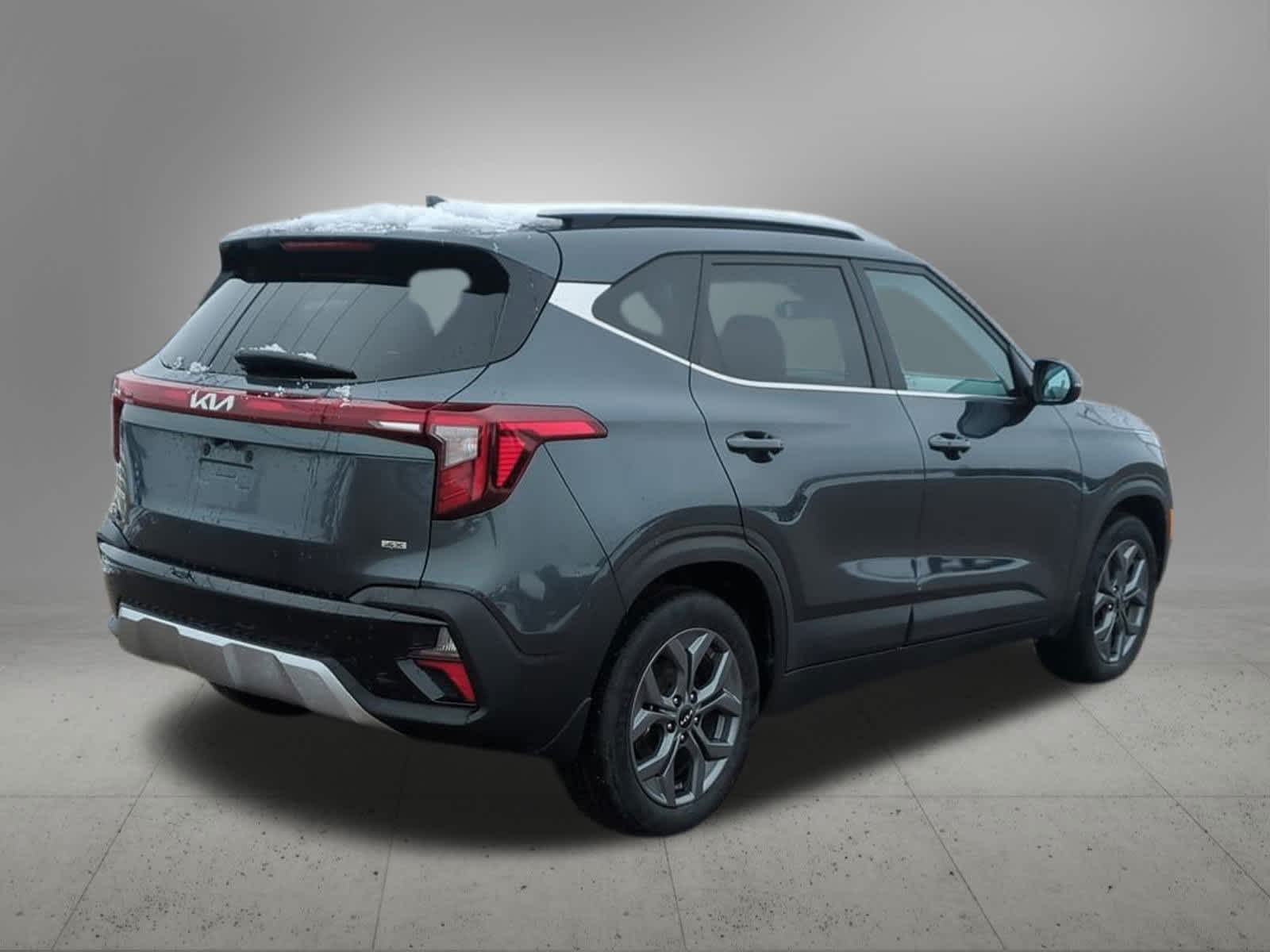 Thumbnail: 2024 Kia Seltos - 6