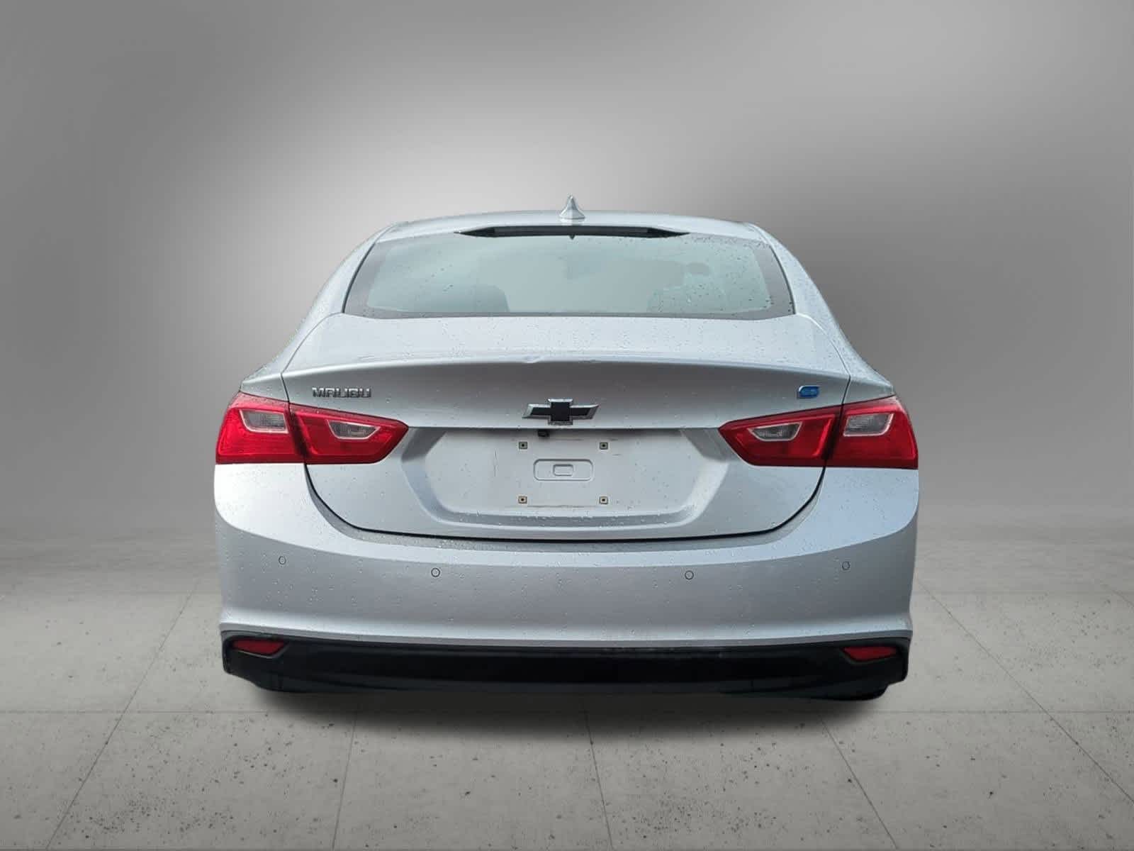 Thumbnail: 2017 Chevrolet Malibu - 5