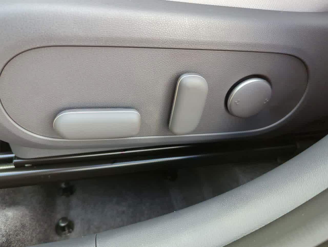 Thumbnail: 2025 Hyundai Kona - 15