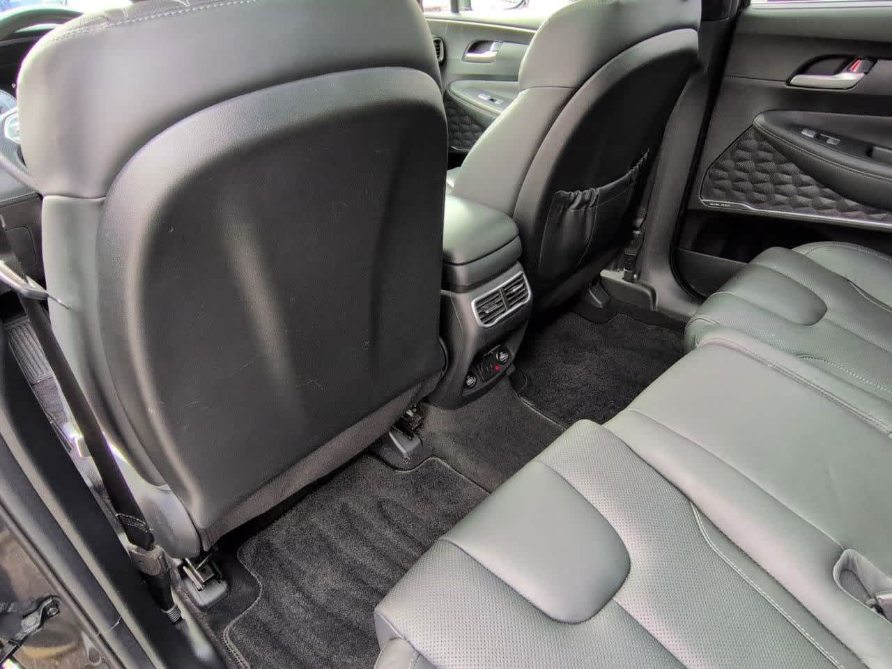 Thumbnail: 2023 Hyundai Santa Fe - 18