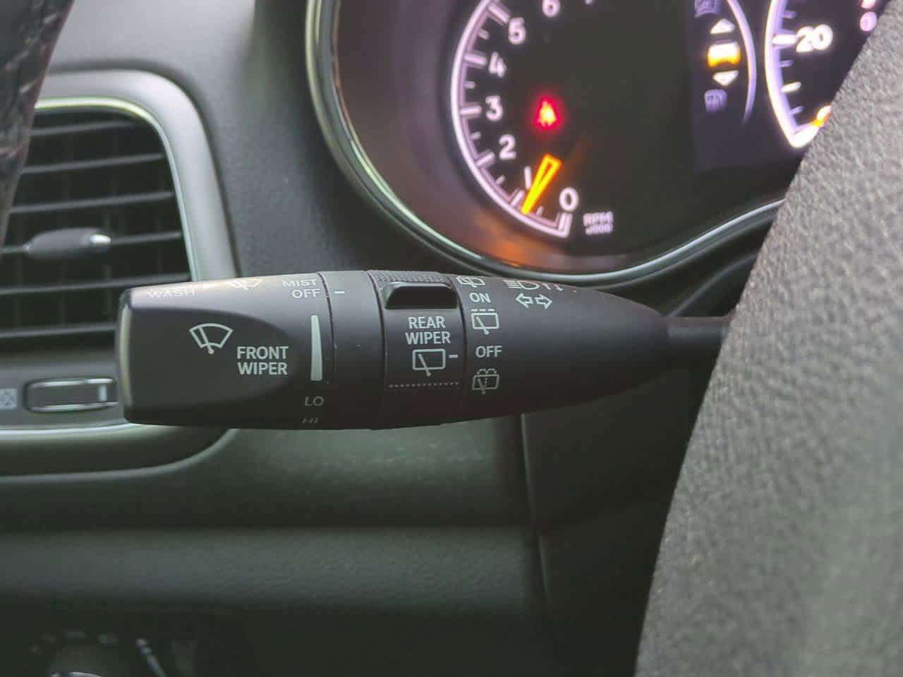 Thumbnail: 2018 Jeep Grand Cherokee - 24