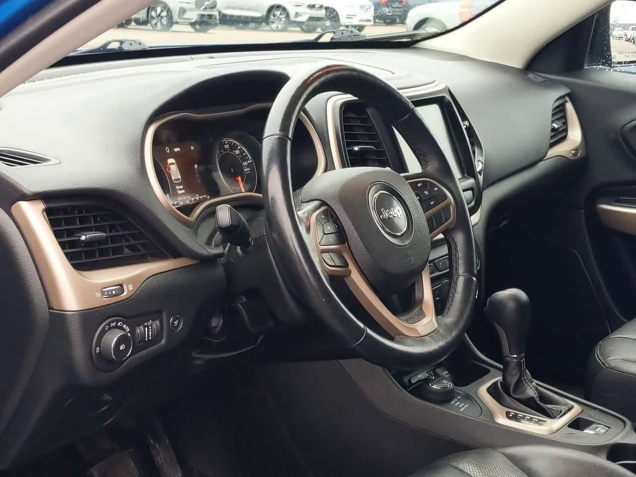 Thumbnail: 2018 Jeep Cherokee - 2