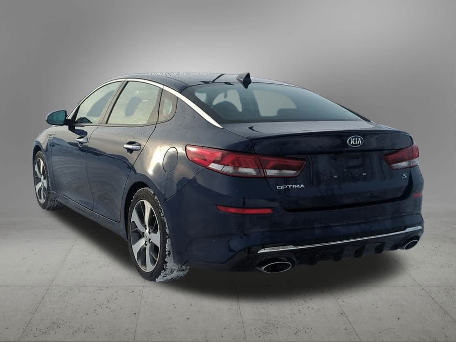 Thumbnail: 2020 Kia Optima - 4