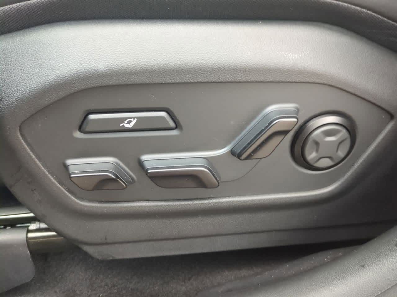 Thumbnail: 2025 Hyundai Santa Fe - 16