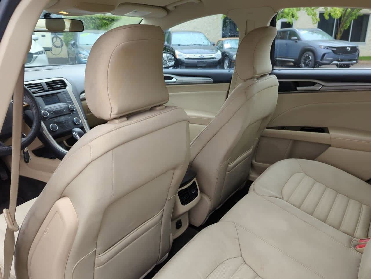 Thumbnail: 2015 Ford Fusion - 16