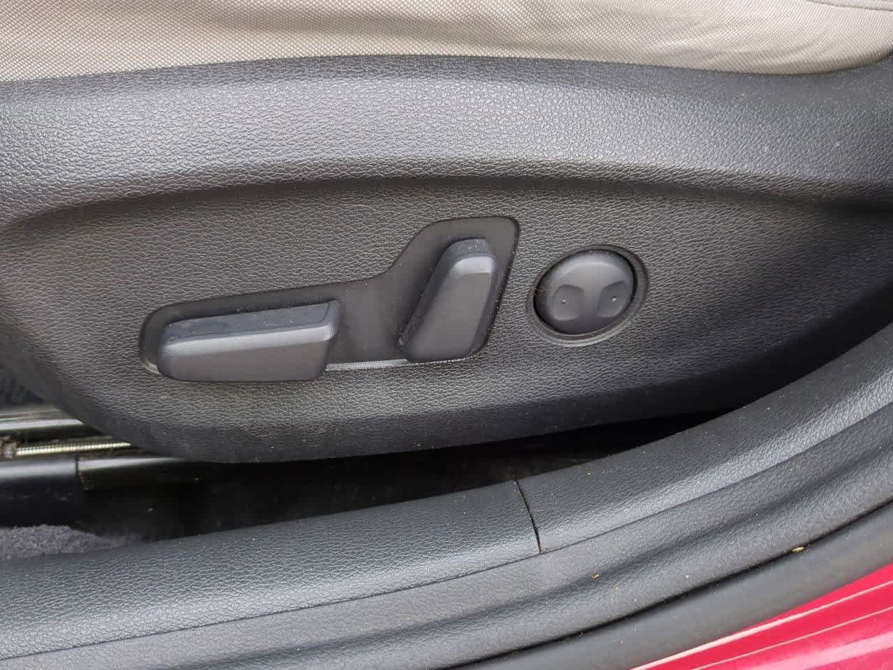 Thumbnail: 2019 Hyundai Sonata - 16