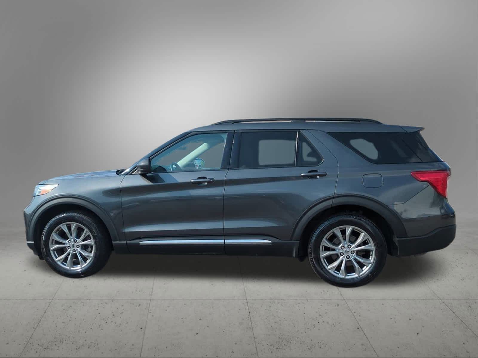 Thumbnail: 2020 Ford Explorer - 3