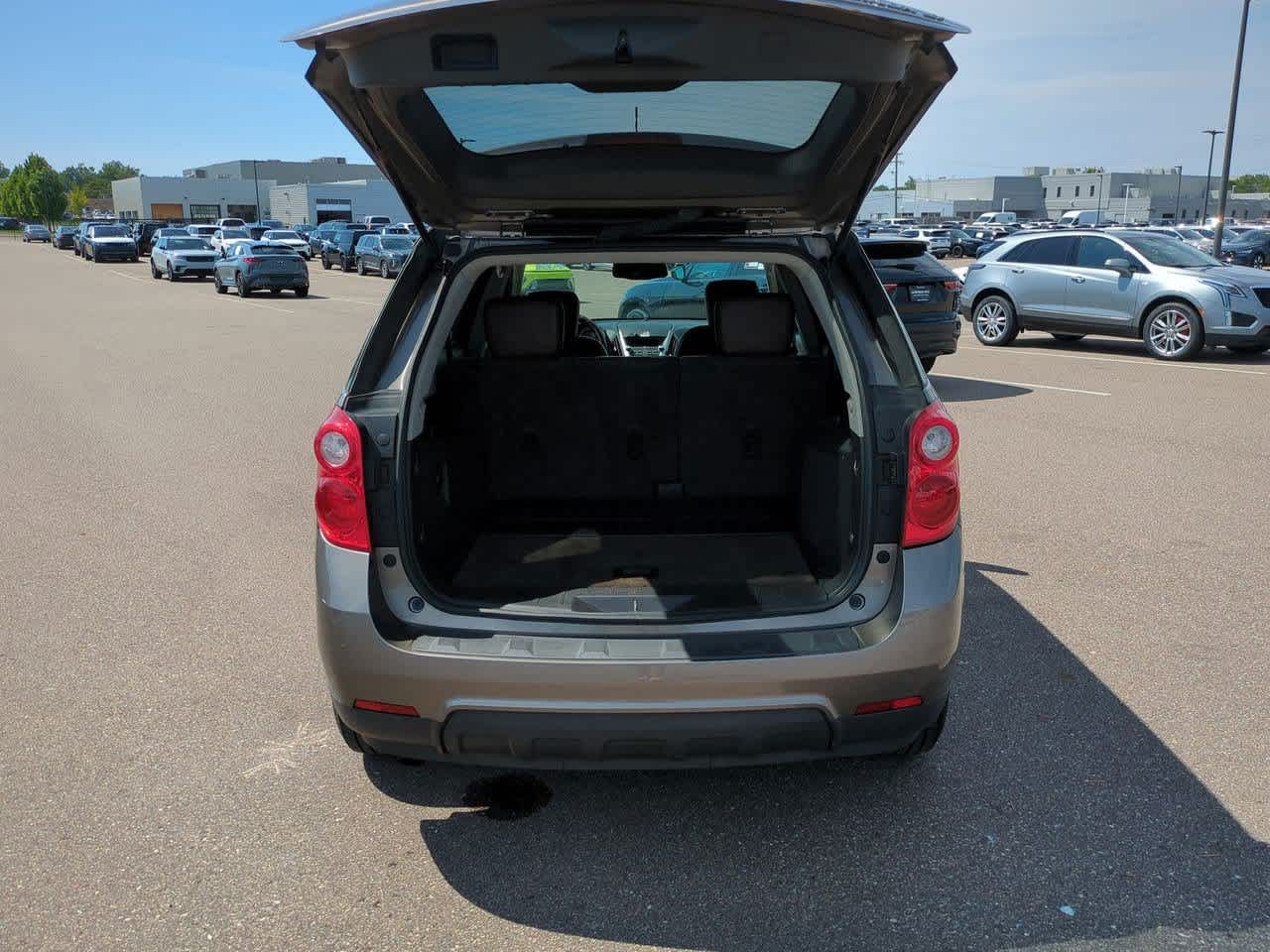 2011 Chevrolet Equinox LT 28