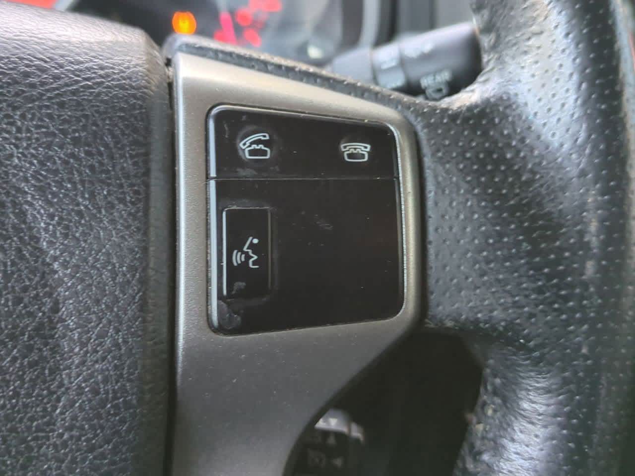 Thumbnail: 2011 Toyota 4Runner - 25