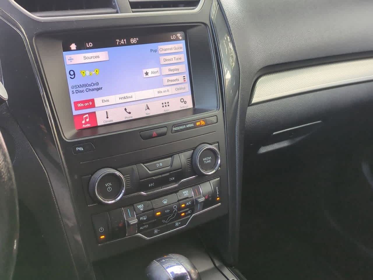 Thumbnail: 2019 Ford Explorer - 26