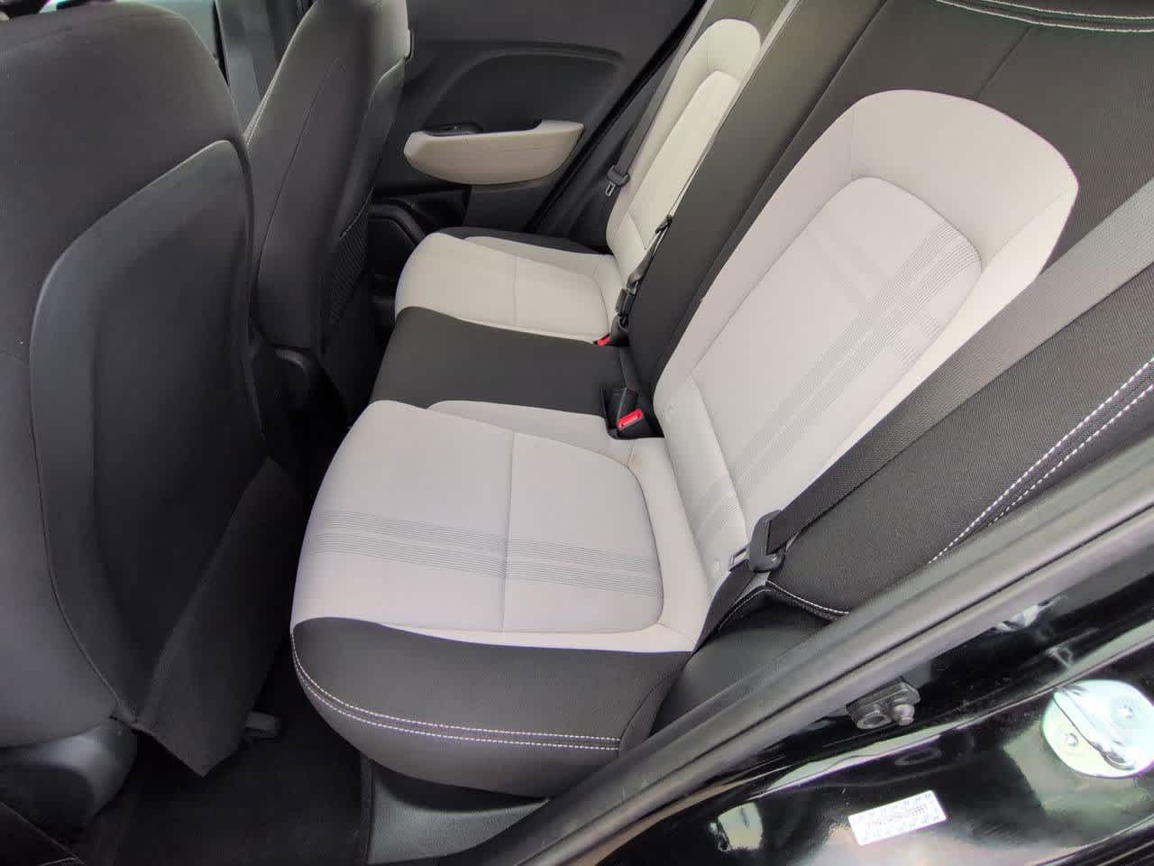 Thumbnail: 2023 Hyundai Venue - 20