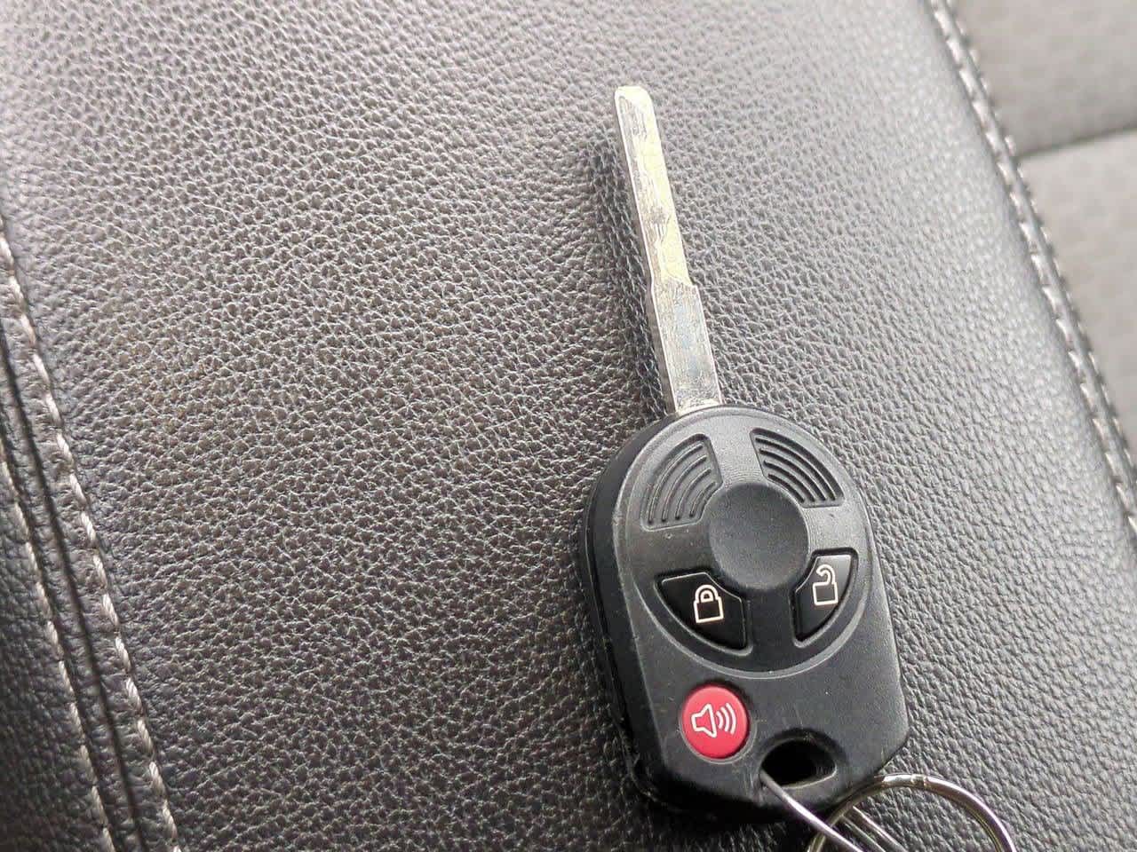 Thumbnail: 2018 Ford Escape - 32