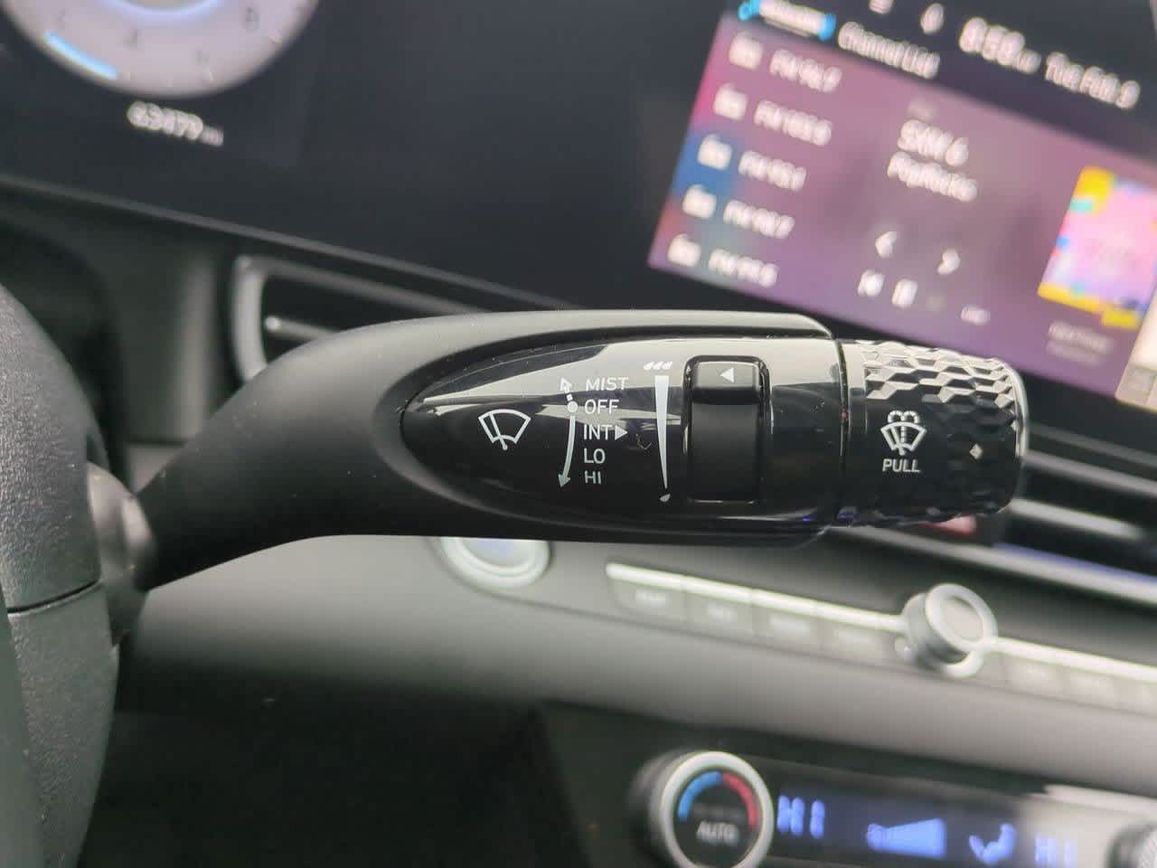 Thumbnail: 2024 Hyundai Elantra - 24