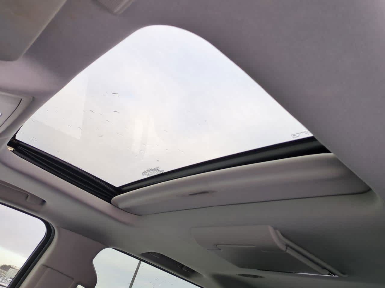 Thumbnail: 2015 Chevrolet Suburban - 18