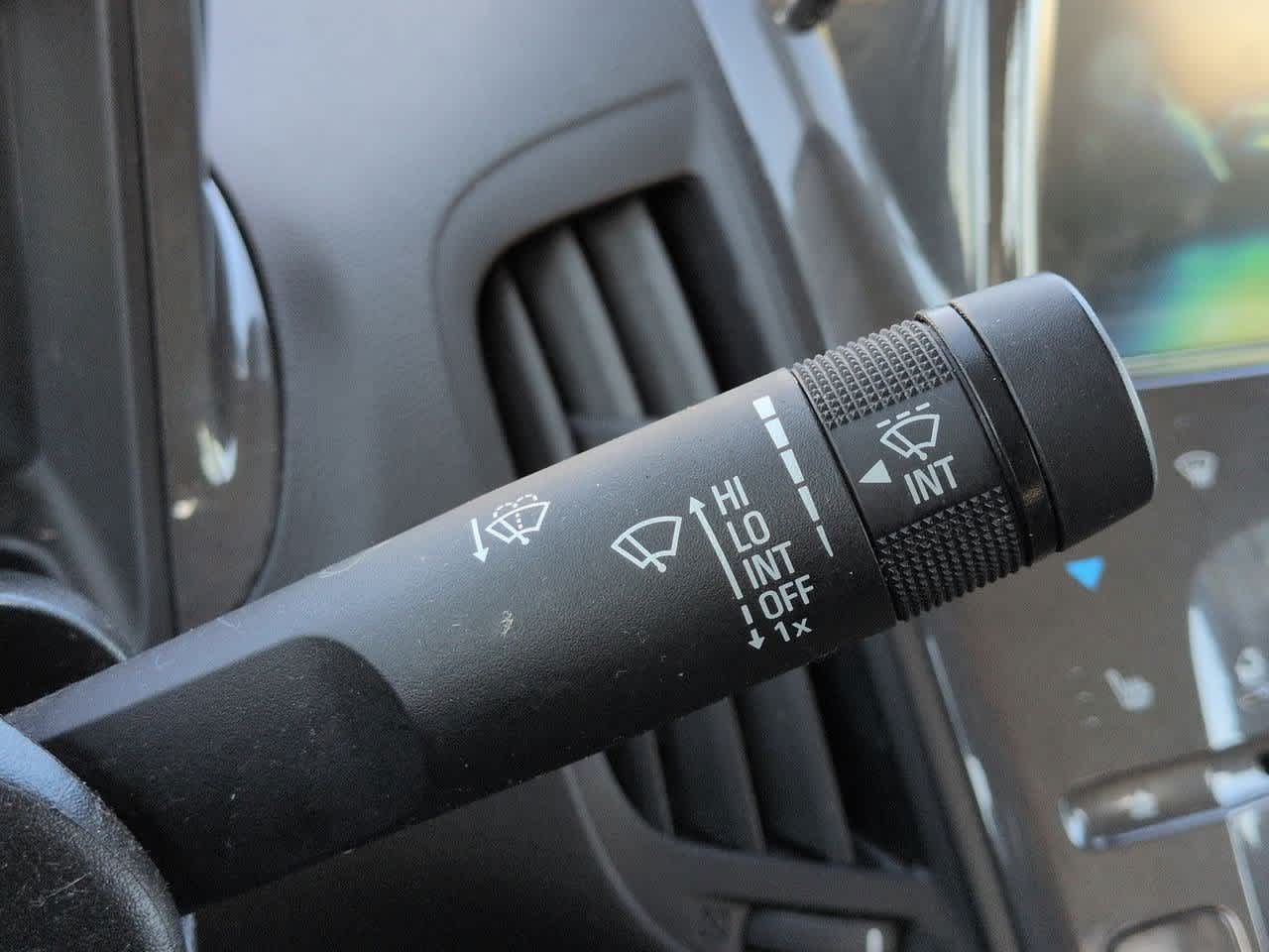 Thumbnail: 2014 Chevrolet Volt - 25