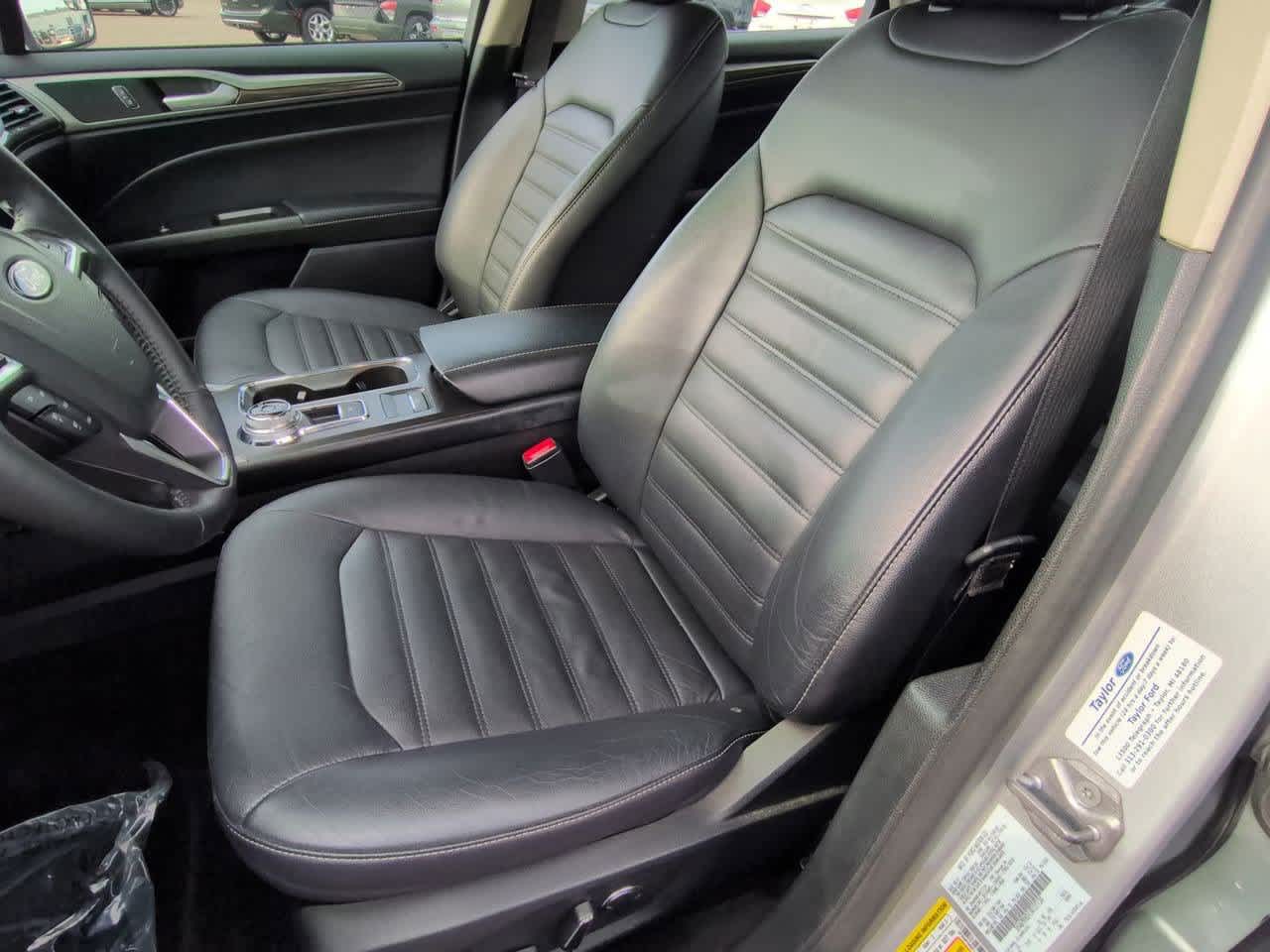 Thumbnail: 2018 Ford Fusion - 16