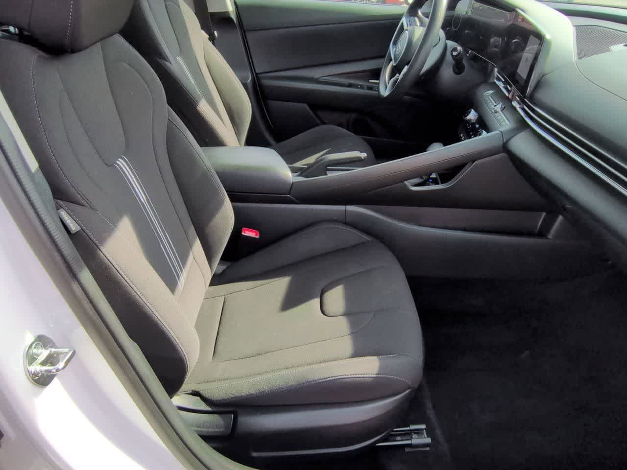 Thumbnail: 2024 Hyundai Elantra - 21