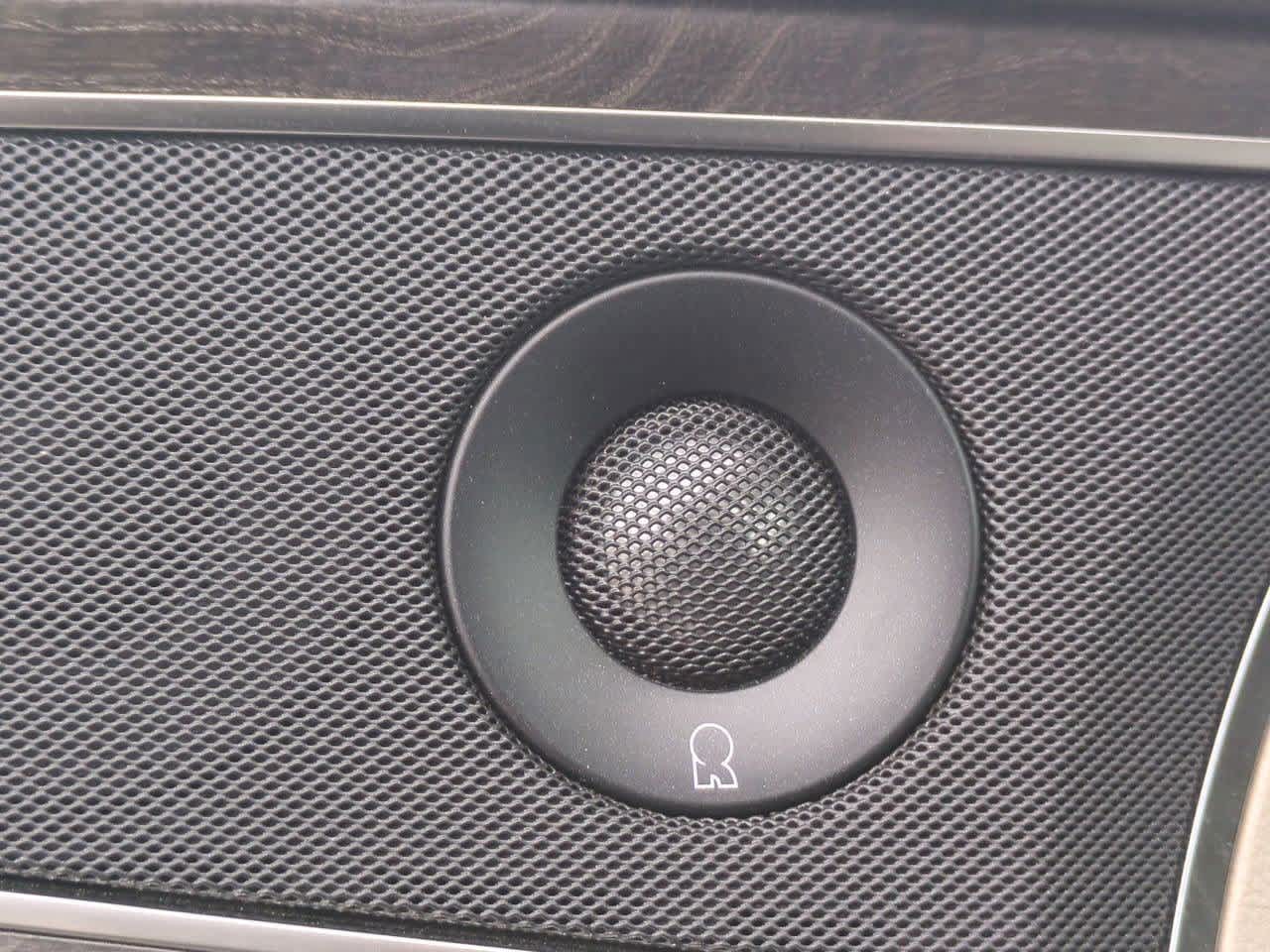 Thumbnail: 2020 Lincoln Nautilus - 31