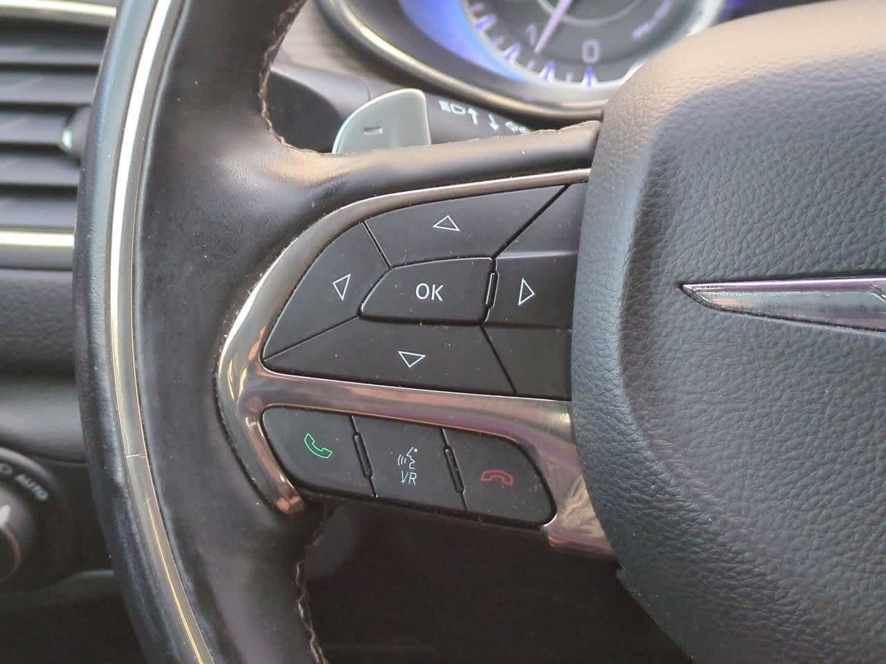 Thumbnail: 2015 Chrysler 200 - 22