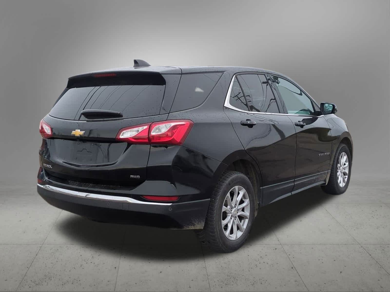 Thumbnail: 2019 Chevrolet Equinox - 6