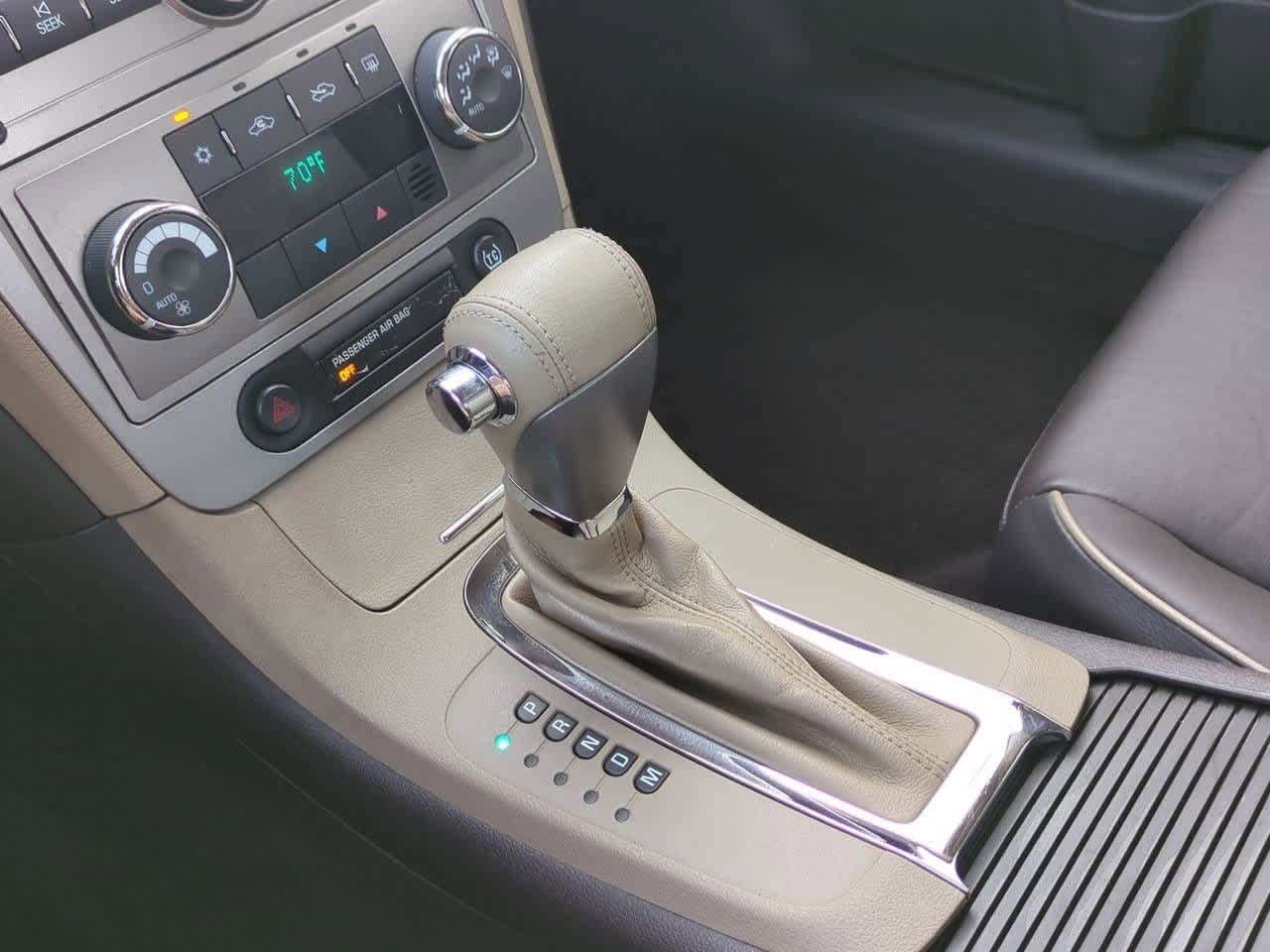 Thumbnail: 2010 Chevrolet Malibu - 30