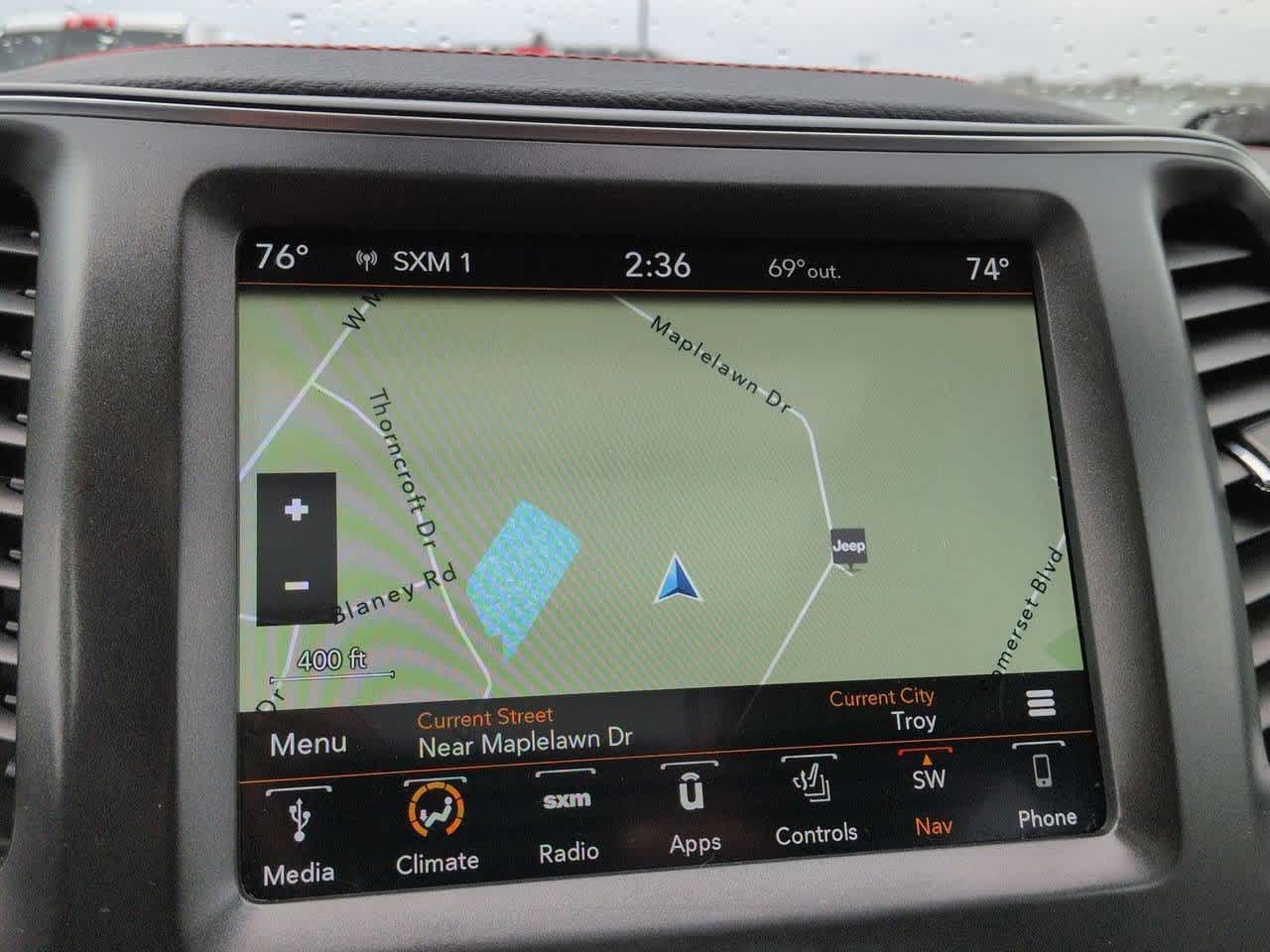 Thumbnail: 2019 Jeep Cherokee - 28