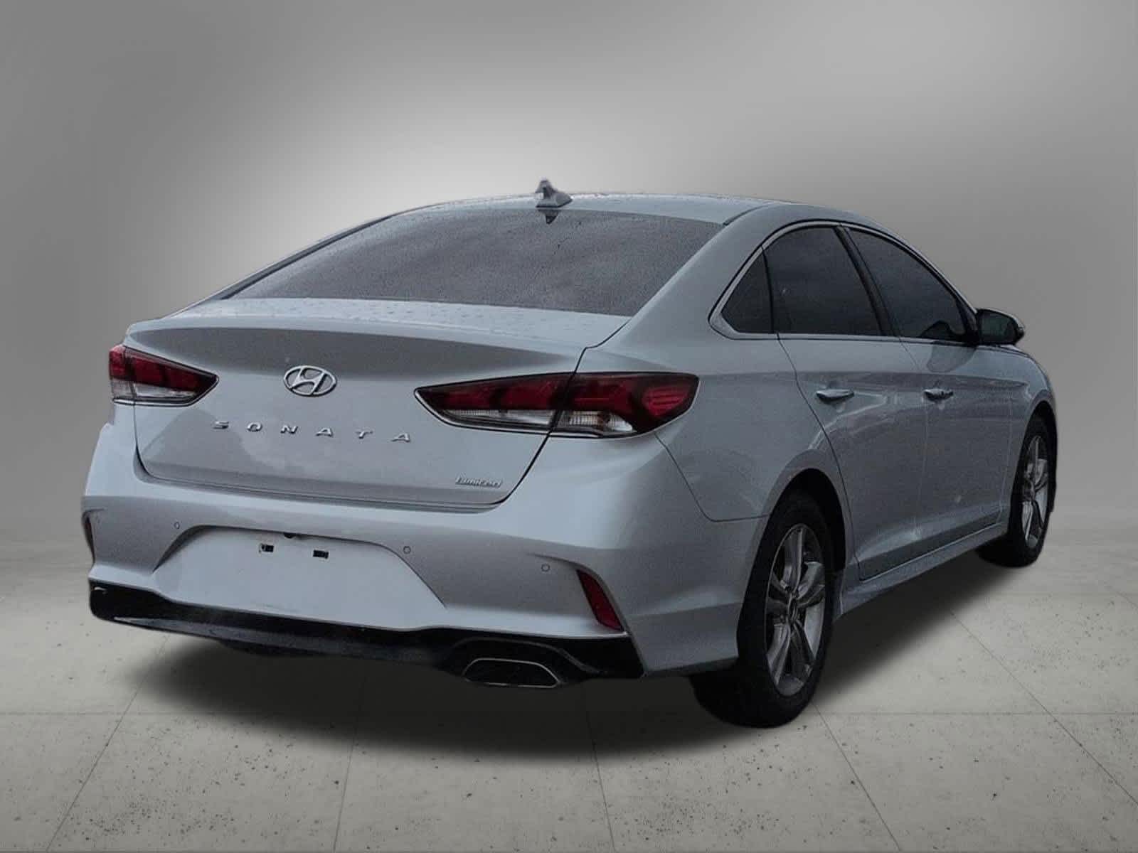 Thumbnail: 2018 Hyundai Sonata - 6