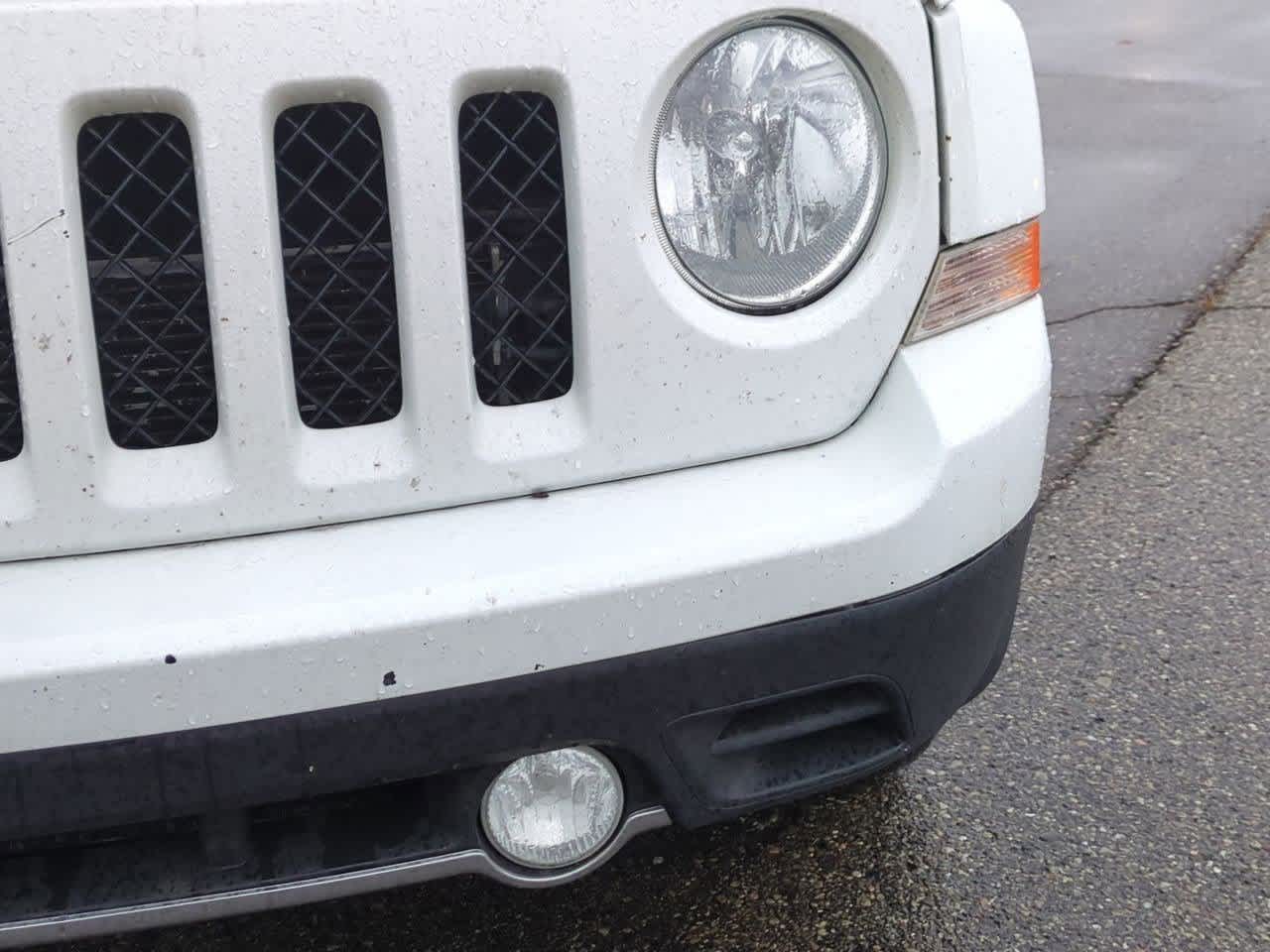 Thumbnail: 2016 Jeep Patriot - 10