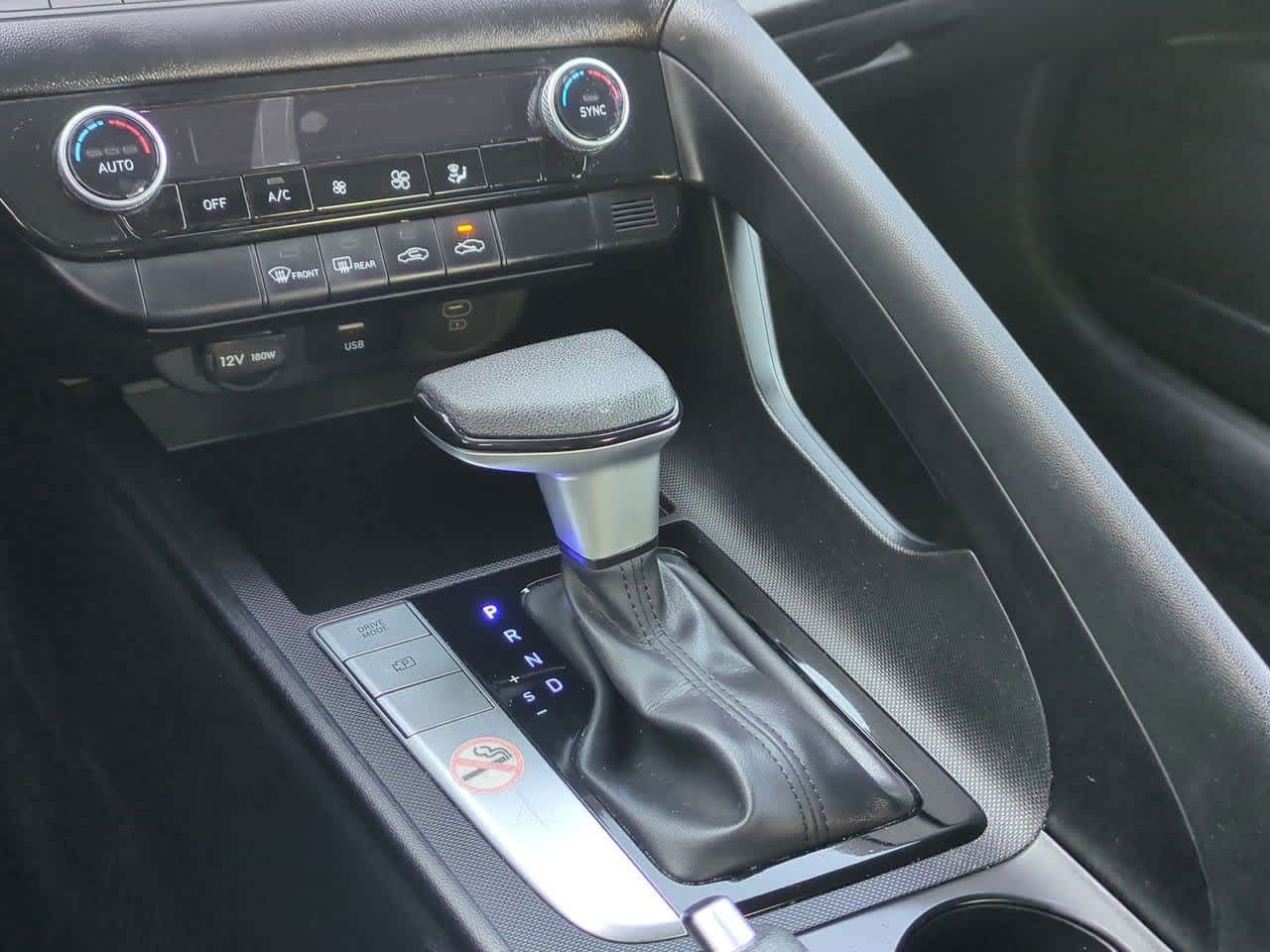 Thumbnail: 2024 Hyundai Elantra - 30