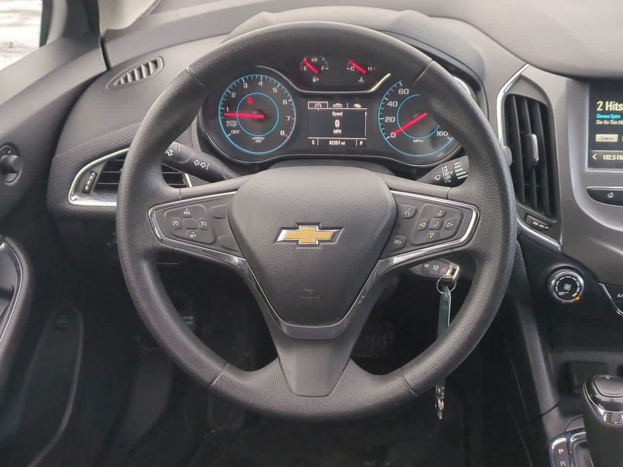 Thumbnail: 2018 Chevrolet Cruze - 21