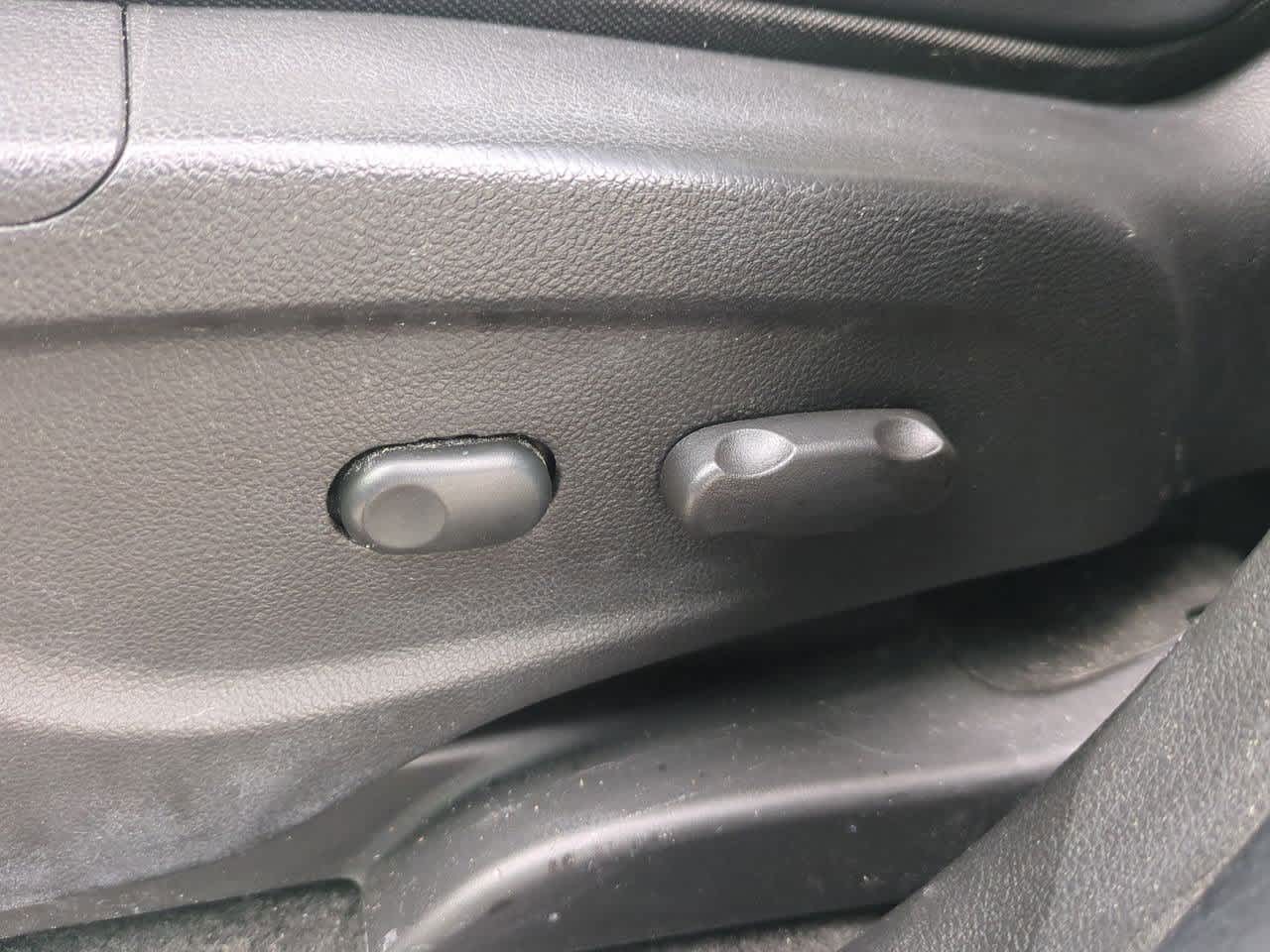 Thumbnail: 2020 Buick Encore - 16