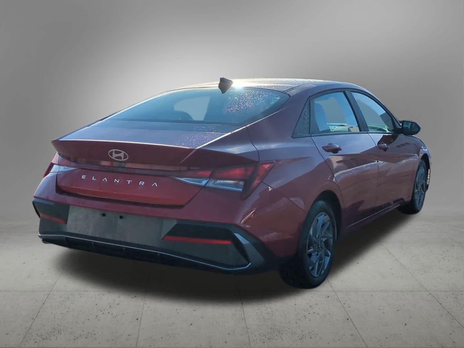 Thumbnail: 2024 Hyundai Elantra - 6