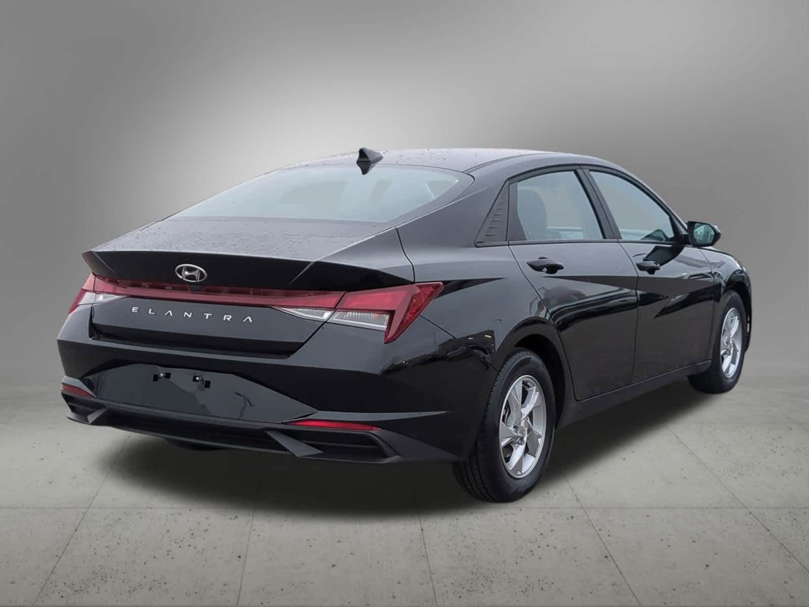 Thumbnail: 2023 Hyundai Elantra - 6