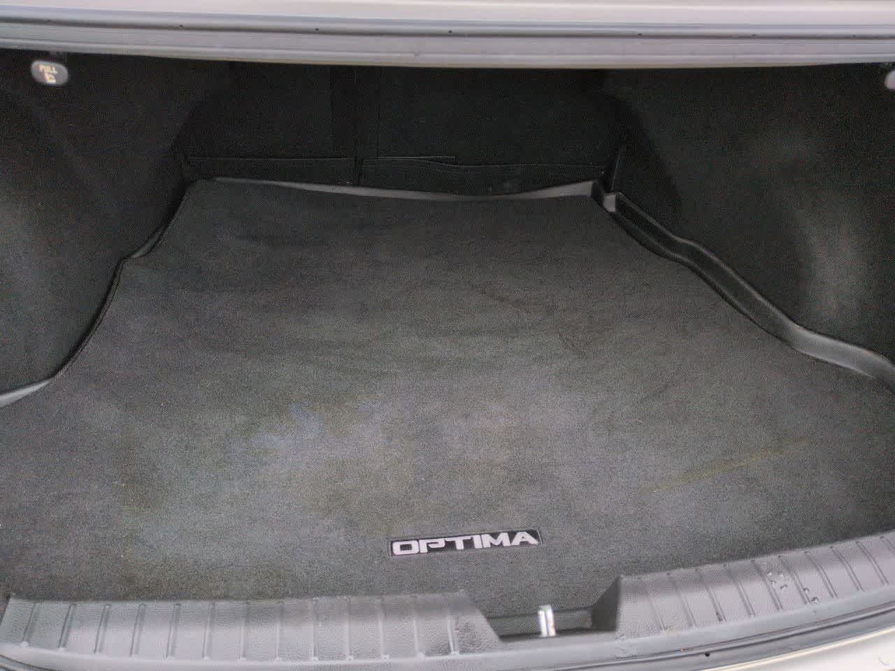 Thumbnail: 2015 Kia Optima - 38
