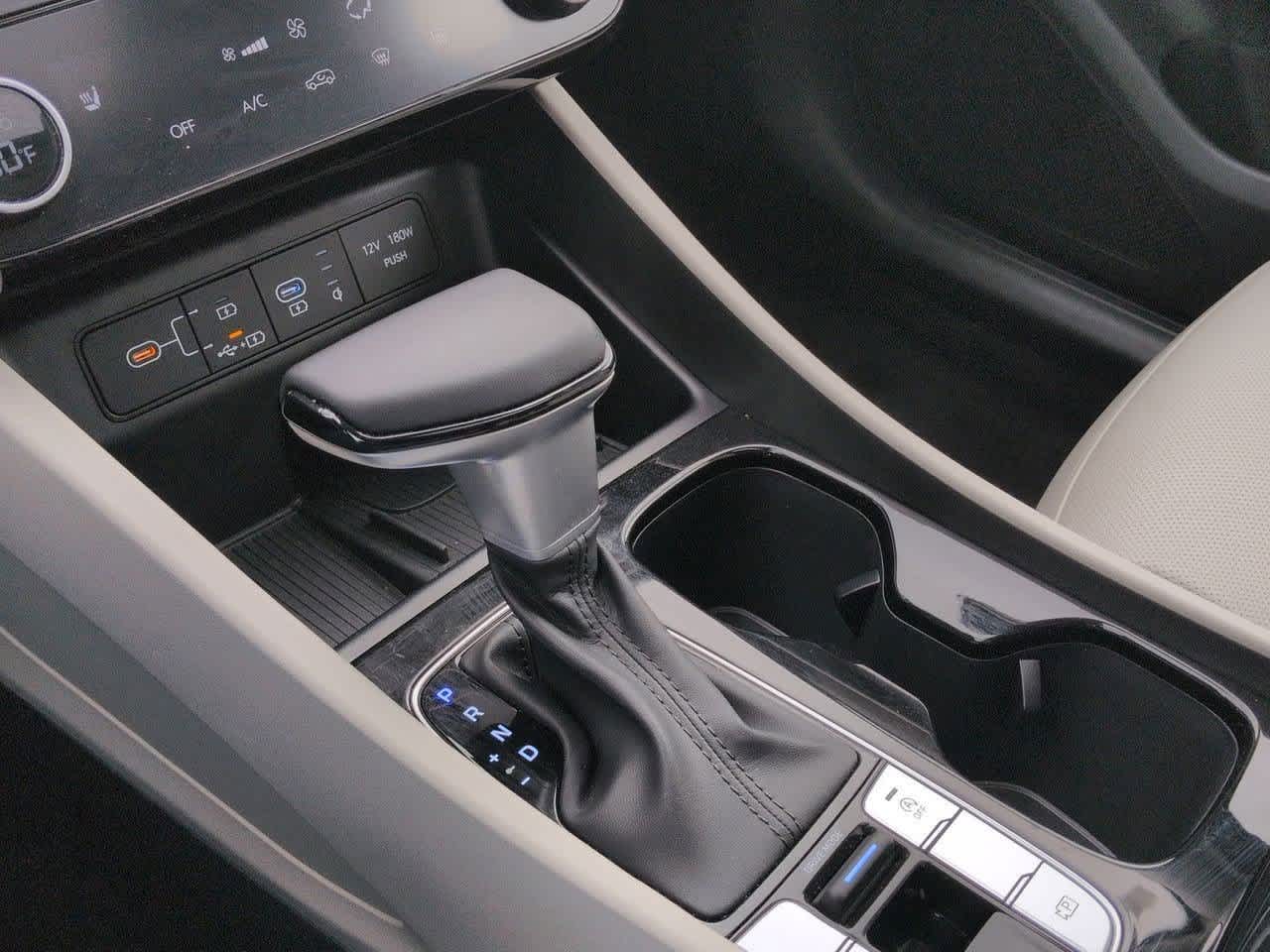 Thumbnail: 2025 Hyundai Tucson - 32