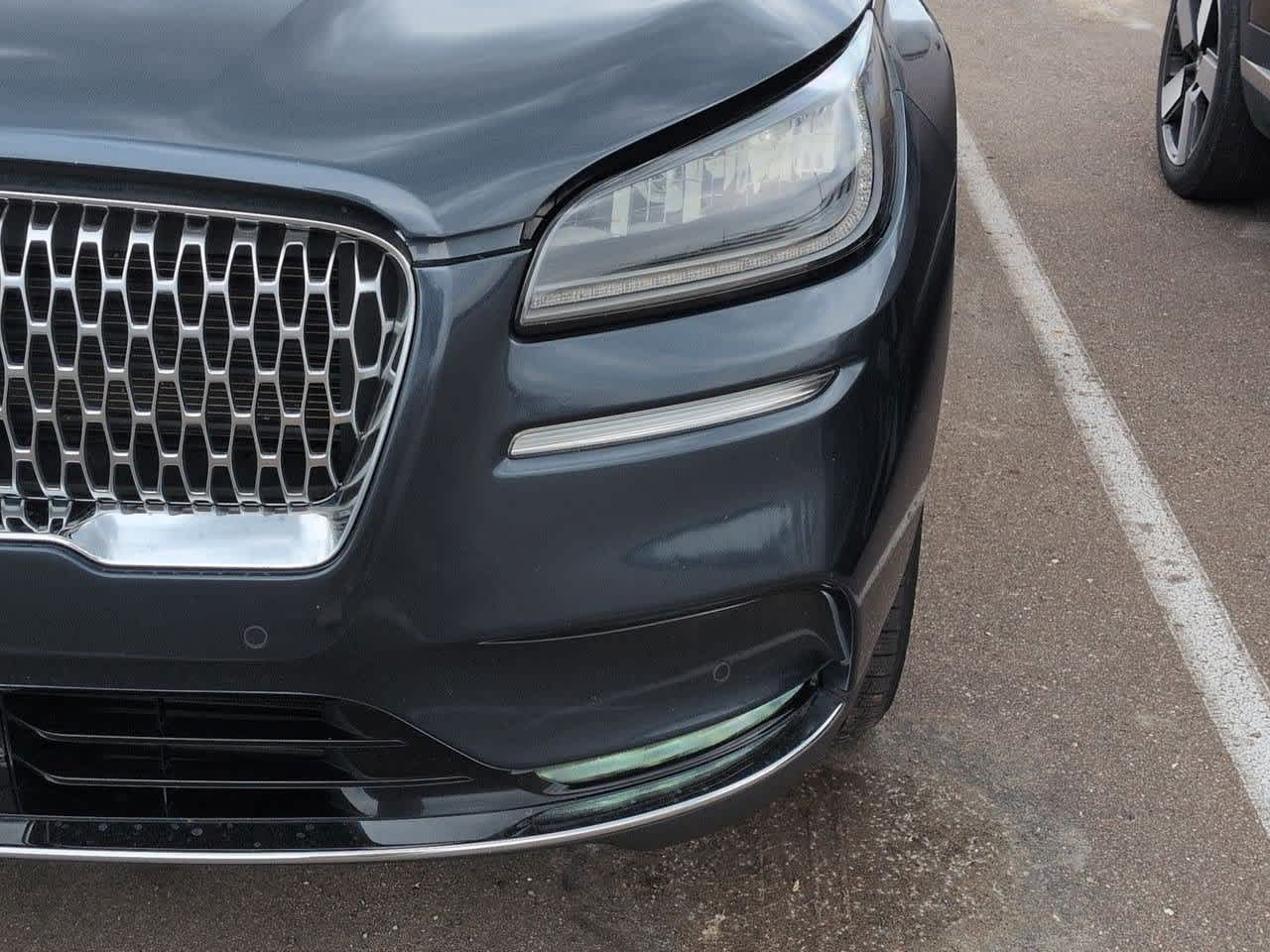 Thumbnail: 2021 Lincoln Corsair - 10